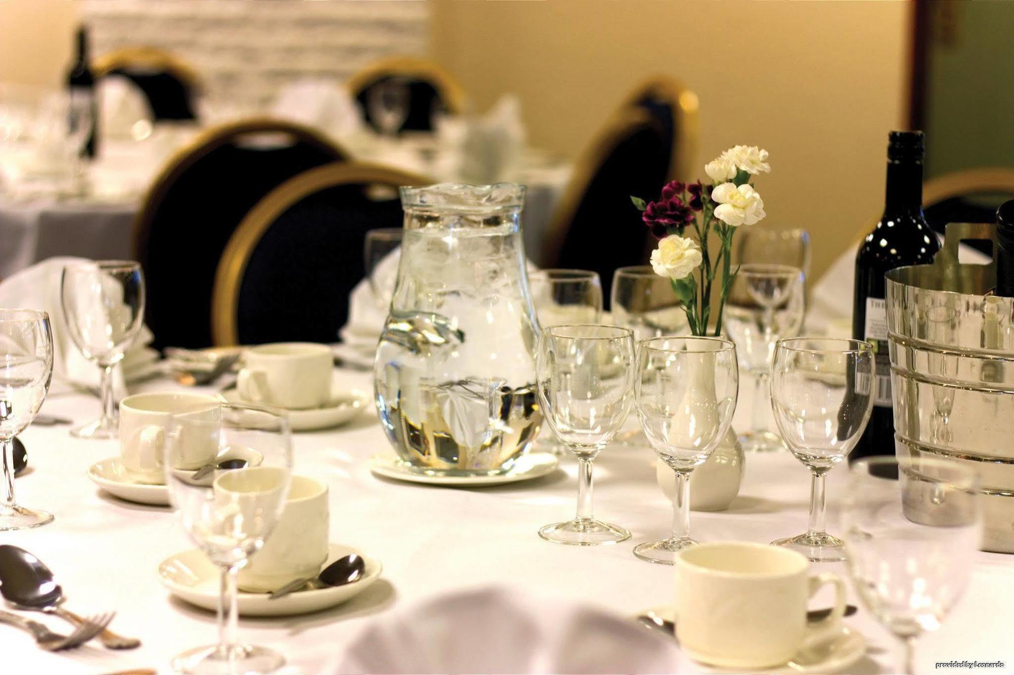 Best Western White House Hotel Watford  Exterior photo